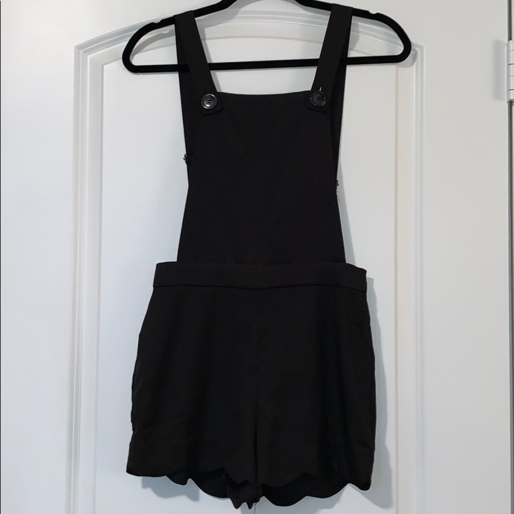 Scallop Hem Dressy Shortall NWT